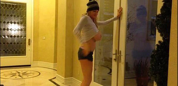  Kelly Madison Brings Her Big Tits In From The Cold